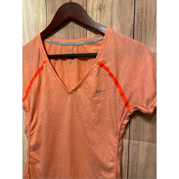 Nike Medium dri-fit running active wear orange t-shirt zipper pocket women’s - Picture 2 of 7